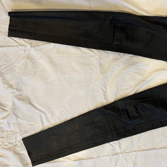 Alice and Olivia Designer Leather Pants - Picture 4 of 4